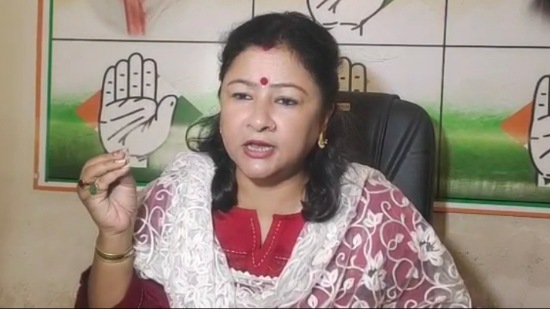 भाजपा के पूर्व विधायक सुरेश राठौड़ ,अभिनेत्री उर्मिला अपने जीवनसाथी के रूप में प्रस्तुत करना भारी पड़ा : कांग्रेस ने उठाए प्रश्न