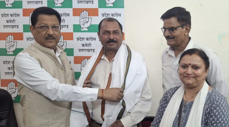 ऑप्टो इलेक्ट्रॉनिक्स फैक्ट्री से सेवानिवृत्त होने के बाद अनुसूचित जाति के प्रमुख नेता प्रमुख नोहर सिंह कांग्रेस में शामिल