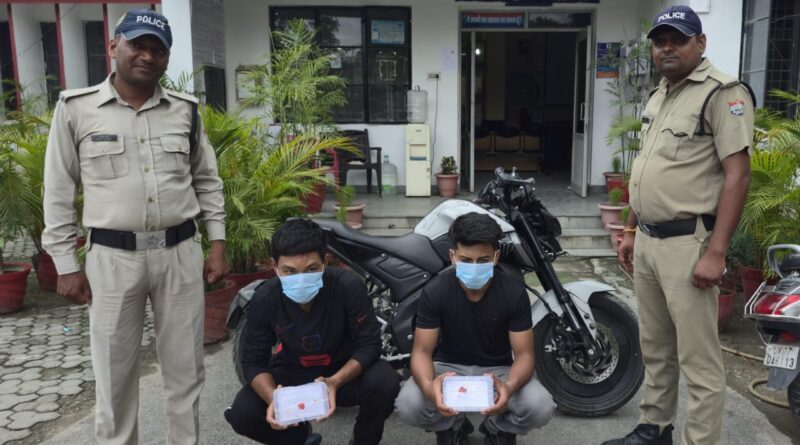 कर्ज के बोझ को उतारने के लिए चुना अपराध के रास्ता, ले पहुँचा सलाखों के पीछे  ज्वैलरी शॉप में हुई चोरी की घटना का DEHRADUN पुलिस ने किया अनावरण