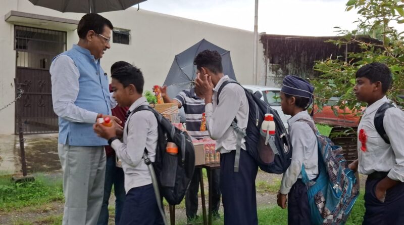 मंगला देवी इंटर कॉलेज में धूम धाम से मनाया गया हरेला उत्सव बच्चों ने गाए हरेला के गीत तो मिला पौष्टिक जूस