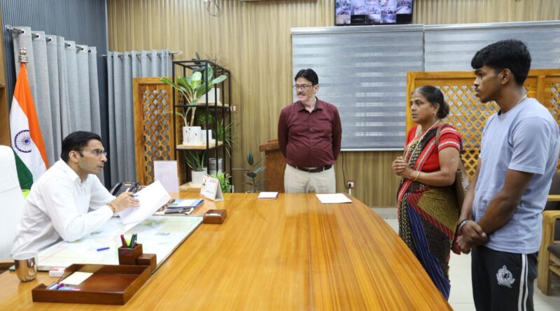 नौनिहालों बच्चों की मॉ विधवा माला देवी व 1 नौनिहाल की मॉ विधवा उर्मिला को प्रताड़ित करने पर कैनफिन लि0 एवं एचडीएफसी बैंक जिला प्रशासन के रडार पर