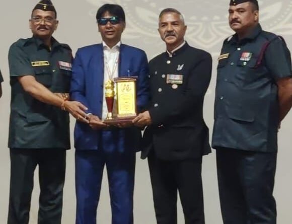 स्वतंत्रता दिवस पर राष्ट्रीय गौरव पुरुस्कार से सम्मानित डॉ विरेन्द्र सिंह रावत