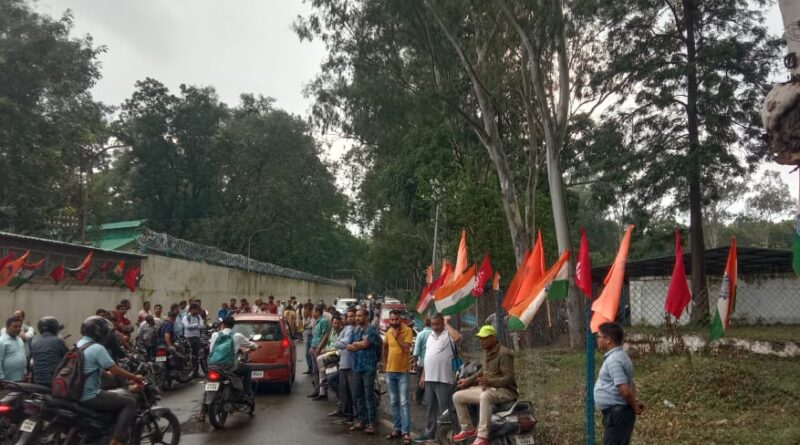 आयुध निर्माणी रायपुर, देहरादून में फेडरेशन के आह्वान पर जबरदस्त प्रदर्शन