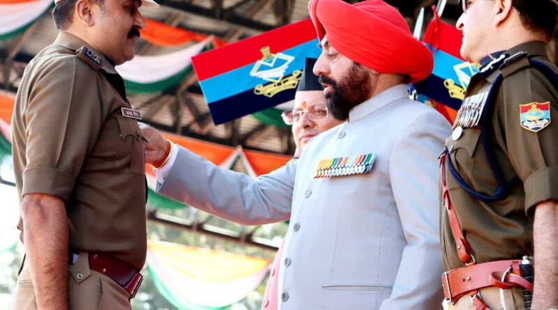 सेवा पदक से सम्मानित हुए एसएसपी देहरादून , दून पुलिस के लिए गौरव के पल