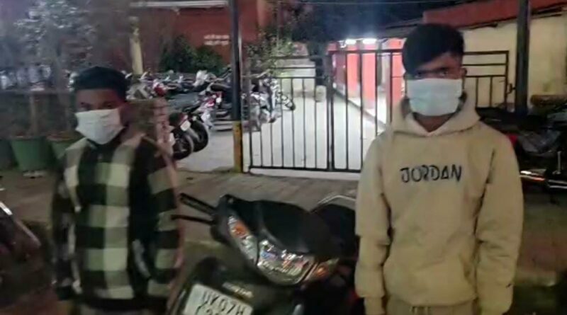 लापरवाही से वाहन चलाने वालों पर सख्त देहरादून पुलिस , वीडियो के वायरल होने के बाद वरिष्ठ पुलिस अधीक्षक (एसएसपी) देहरादून ने तत्काल कार्रवाई के निर्देश जारी किए।