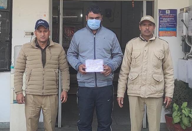 नेहरू कॉलोनी क्षेत्र में हुई चोरी की घटना में इनामी गैंगस्टर को देहरादून पुलिस ने किया गिरफ्तार
