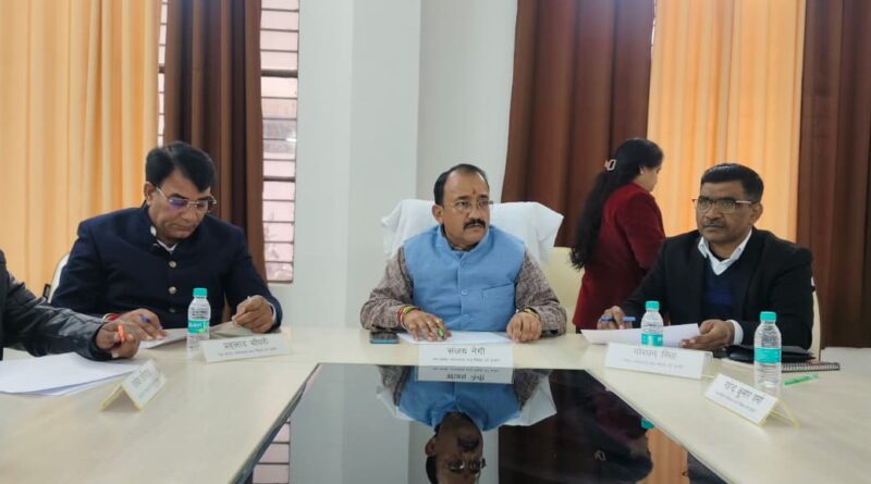 उत्तराखण्ड अन्य पिछड़ा वर्ग आयोग में विभिन्न शिकायती प्रकरणों पर सुनवाई, 15 दिन में निस्तारण के निर्देश