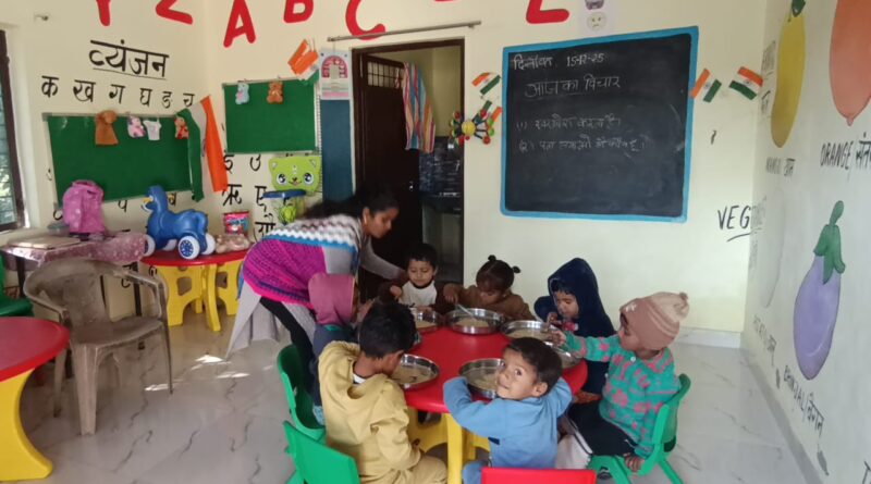 देहरादून में 54 आंगनबाड़ी केंद्र बने मॉडर्न प्ले स्कूल