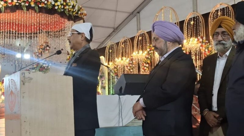 गुरु गोबिंद सिंह जी के आगमन पर्व पर रेसकोर्स गुरुद्वारे में सजे दीवान, संगतों को दी गई गुरुपर्व की बधाई