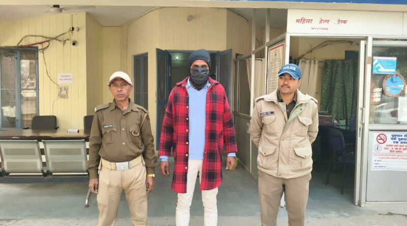 पैरोल जंप कर 5 वर्षों से फरार अभियुक्त दून पुलिस के हत्थे चढ़ा