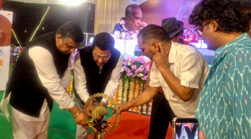 देहरादून में पंडित भीमसेन जोशी संगीत समारोह का भव्य आगाज़, पहले दिन सजी सुरों की महफिल