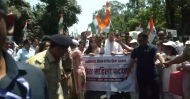 देहरादून में महिला जन आक्रोश रैली, आरक्षण मुद्दे पर सियासी घमासान तेज**