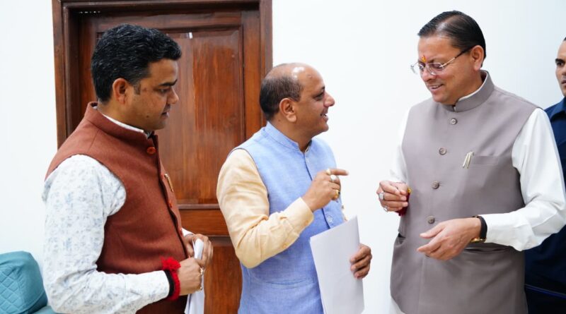 राजधानी में OBC छात्रावास की मांग तेज, मनवीर चौहान ने सीएम धामी से किया अनुरोध