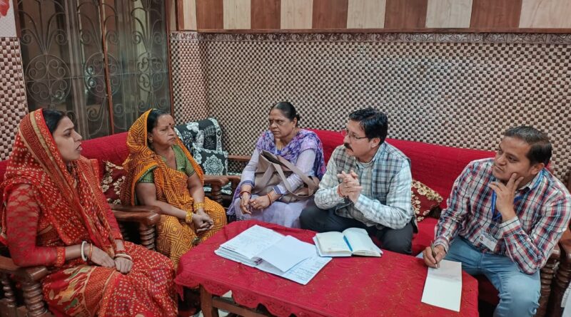 “संस्थागत प्रसव के लिए घर-घर पहुंची स्वास्थ्य टीम, 100% सुरक्षित डिलीवरी का लक्ष्य”