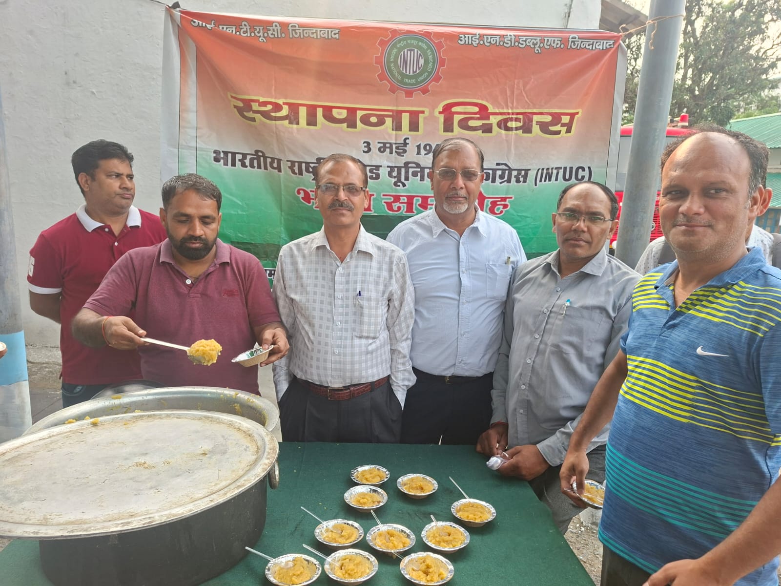 इंटक स्थापना दिवस धूमधाम से मनाया, श्रमिक हितों पर उठी आवाज