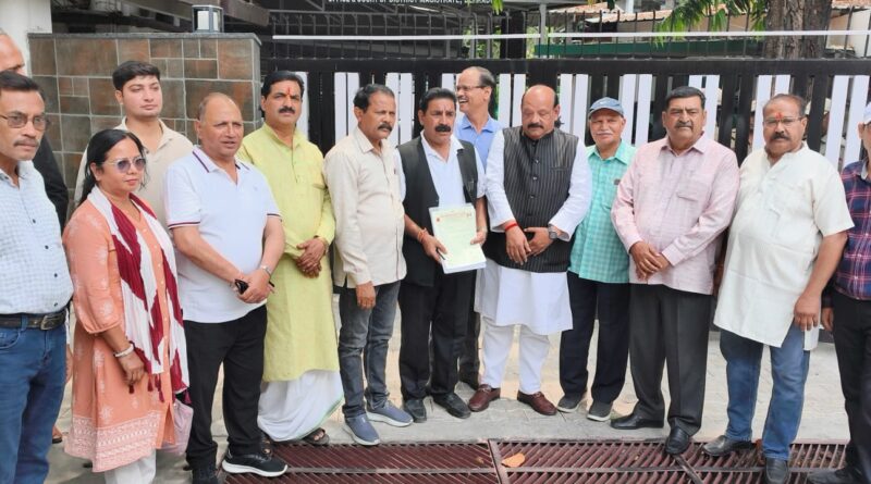 श्मशान भूमि पर पेयजल योजना का ब्राह्मण महासभा ने किया विरोध ,  डीपीआर निरस्त नहीं हुई तो आंदोलन की चेतावनी