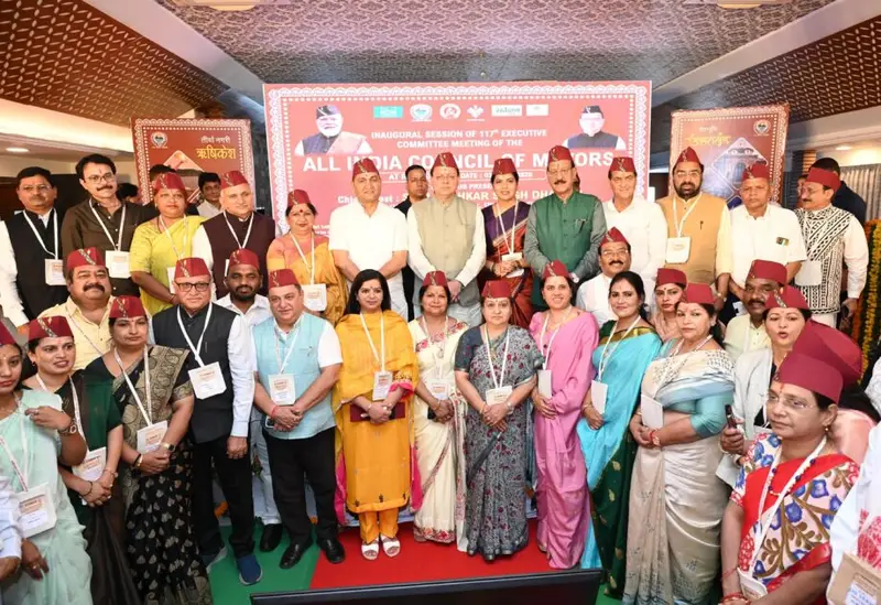 मेयर-परिषद की राष्ट्रीय बैठक में धामी ने दी 29.78 करोड़ की विकास योजनाओं की सौगात