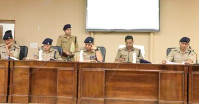 देहरादून पुलिस को आईजी का सख्त संदेश: अपराधियों पर प्रहार तेज करो, रैश ड्राइविंग और फेक न्यूज फैलाने वालों पर होगी कार्रवाई