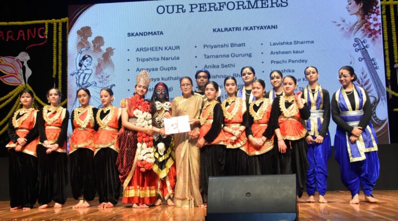 दून मेडिकल कॉलेज में अनंत गोपाल संगीत मंच समिति के 51वें वार्षिक उत्सव में ‘नारी तू नारायणी’ प्रस्तुति ने जीता दिल