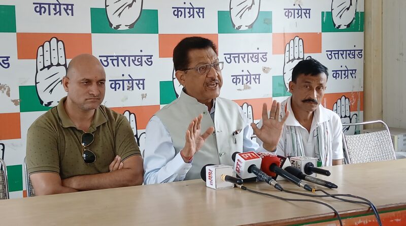 बद्री-केदार मंदिरों में चढ़ावे में अनियमितता के आरोपों पर कांग्रेस ने उठाए सवाल, JPC निगरानी में जांच की मांग