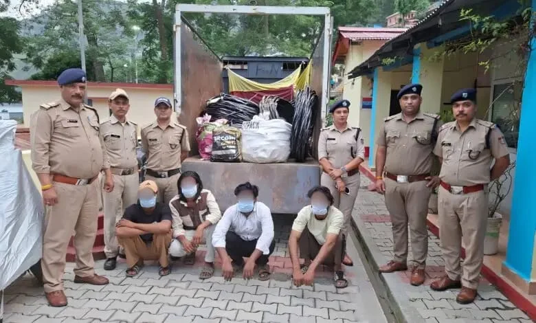 24 घंटे में चमोली पुलिस का बड़ा खुलासा, ₹8 लाख की चोरी गई बिजली सामग्री बरामद; 4 आरोपी गिरफ्तार