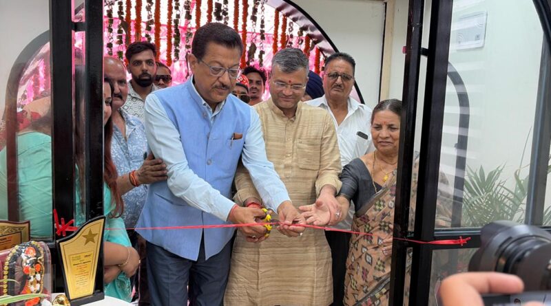 पंडितवाड़ी में राम प्रसाद डोभाल सेवार्थ ट्रस्ट के दंत चिकित्सा अस्पताल का शुभारंभ