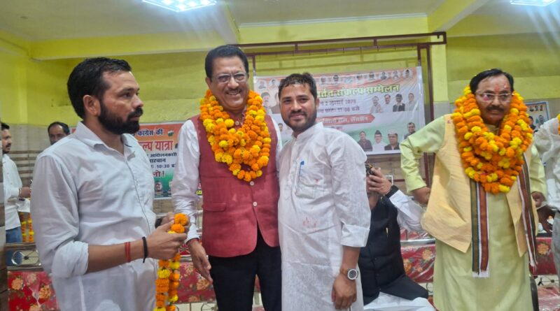 लैंसडाउन पहुंची कांग्रेस की परिवर्तन संकल्प यात्रा, हरक सिंह और धस्माना ने भाजपा पर बोला हमला