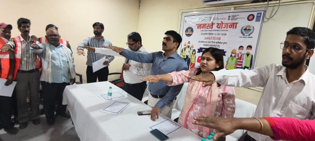 ‘नमस्ते दिवस’ पर ऋषिकेश नगर निगम ने किया स्वच्छता कर्मियों का सम्मान, दिलाई स्वच्छता की शपथ