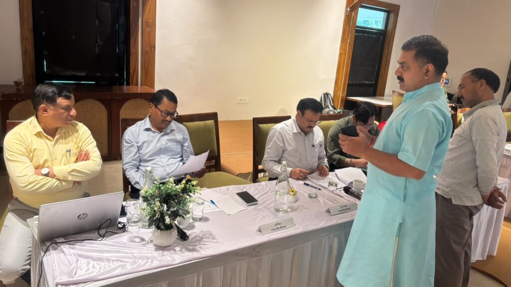 देहरादून महायोजना-2041: आठवें दिन भी उमड़ी जनभागीदारी, ट्रैफिक, पार्किंग और हरित क्षेत्रों पर मिले अहम सुझाव
