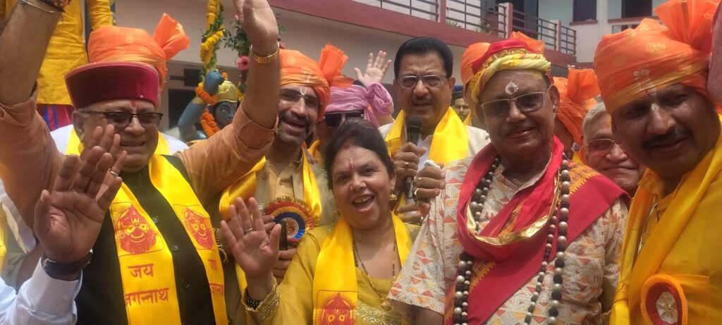 देहरादून में धूमधाम से निकली भगवान जगन्नाथ की रथ यात्रा, श्रद्धालुओं ने लगाए जय जगन्नाथ के जयकारे
