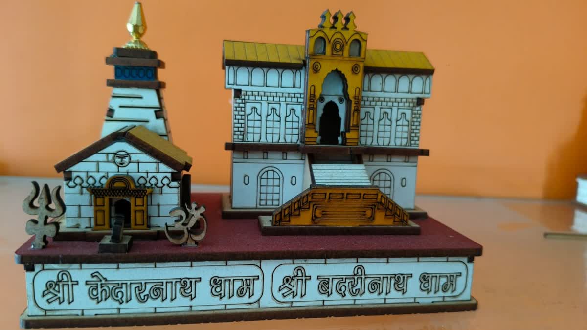 बदरी-केदार की धार्मिक विरासत बनी महिलाओं की कमाई का जरिया, मंदिरों के मॉडल से संवार रहीं आजीविका