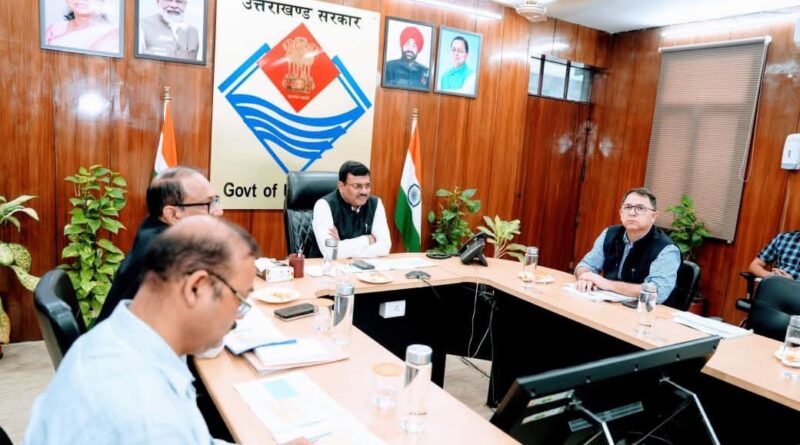 सड़क हादसों पर मुख्य सचिव सख्त, ब्लैक स्पॉट सुधार से लेकर हेलमेट तक पर फोकस