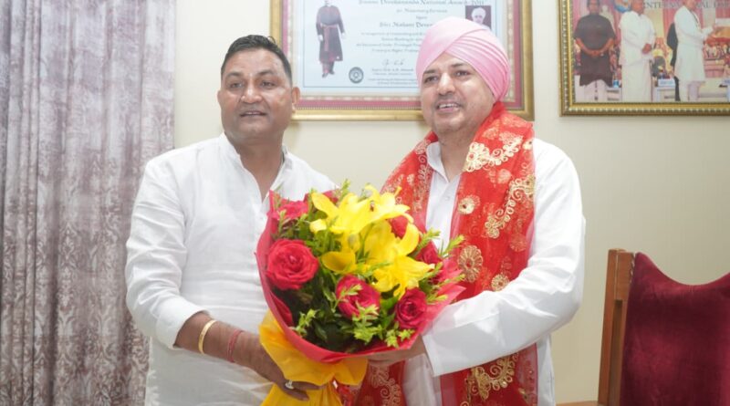 कुमाऊँ में भी पहुंचेगी एसजीआरआर की शिक्षा-स्वास्थ्य सेवाएं! मंत्री राम सिंह कैड़ा ने दिया बड़ा संकेत