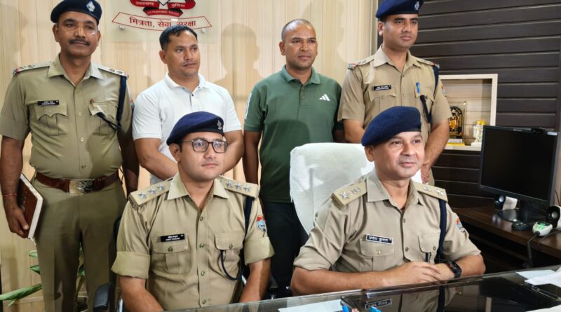 बुलेट पर थी नजर, पुलिस ने बिछाया जाल; 13 चोरी के वाहन बरामद