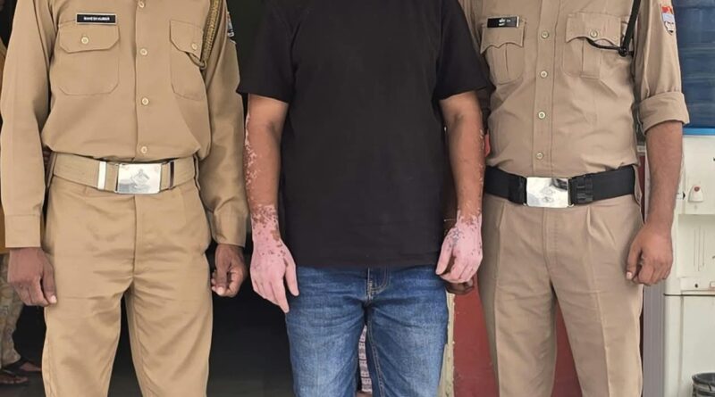 सेलाकुई में 15 लाख की कथित हेराफेरी का आरोपी अकाउंटेंट गिरफ्तार, फर्म का भुगतान निजी खाते में डालने का आरोप