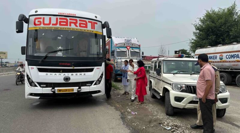 हरिद्वार में लक्जरी और स्लीपर बसों पर बड़ी कार्रवाई, 185 के चालान, 16 वाहन सीज