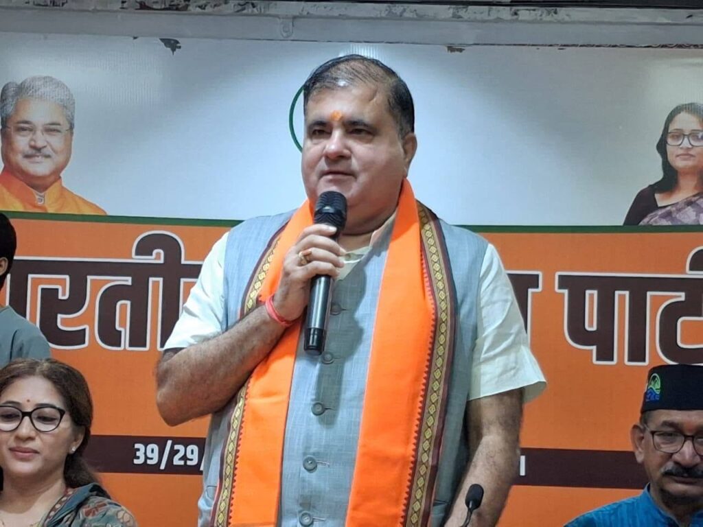 फणीन्द्र नाथ शर्मा की नियुक्ति पर महेंद्र भट्ट ने दी बधाई, संगठन को बूथ स्तर तक मजबूत करने पर जोर