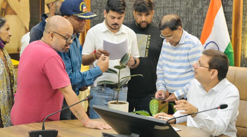 समाधान दिवस में 102 शिकायतें दर्ज, निवेश और नौकरी के नाम पर ठगी के मामले भी पहुंचे