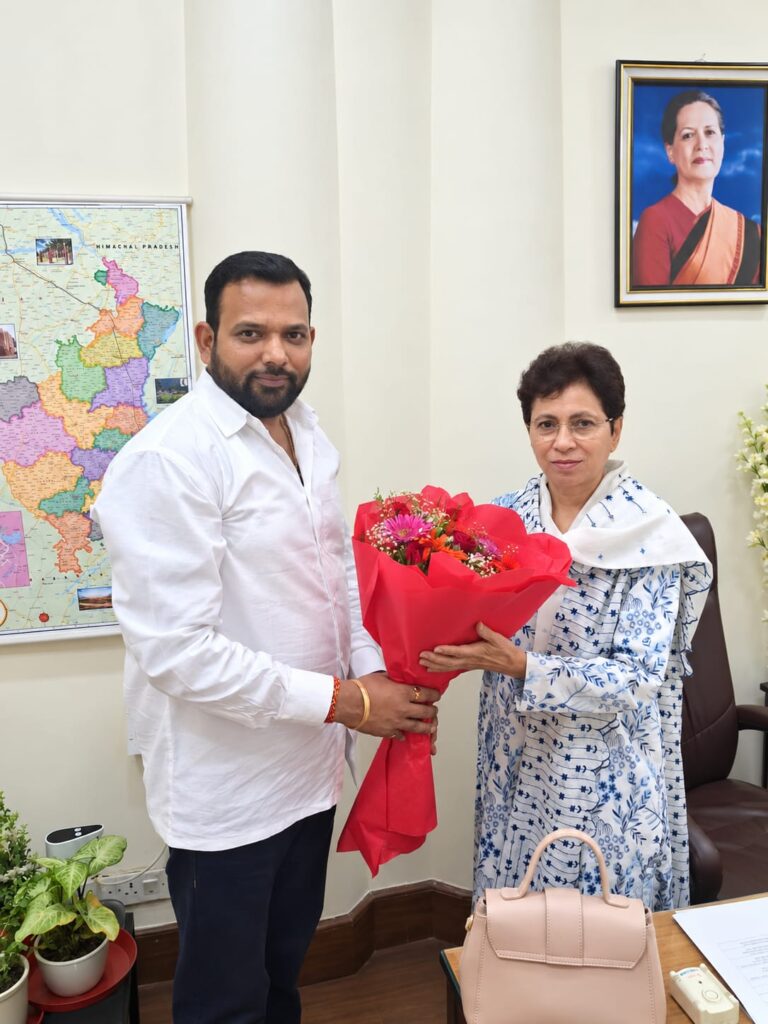 नशे के खिलाफ धर्मपुर में चलेगा व्यापक जनअभियान, दिल्ली में शैलजा कुमारी से मिले एडवोकेट संदीप चमोली