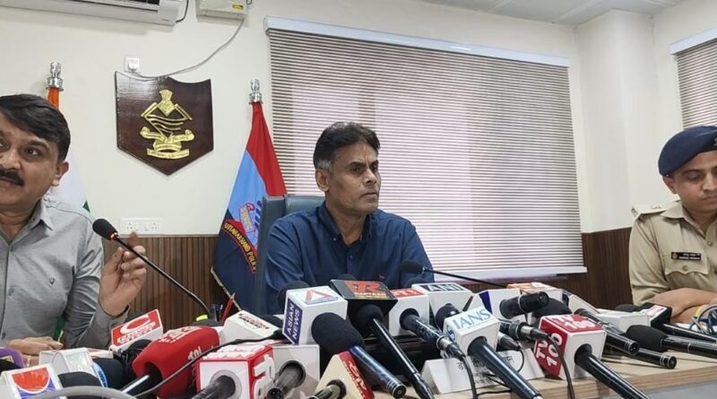 उत्तराखंड STF का ‘ऑपरेशन हॉटस्पॉट’: 15 साइबर अपराधी गिरफ्तार, 247 संदिग्धों को नोटिस