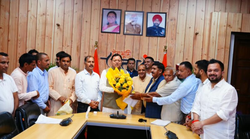 सीएम के आश्वासन के बाद बनचौरा का 17 दिनों से चल रहा धरना समाप्त