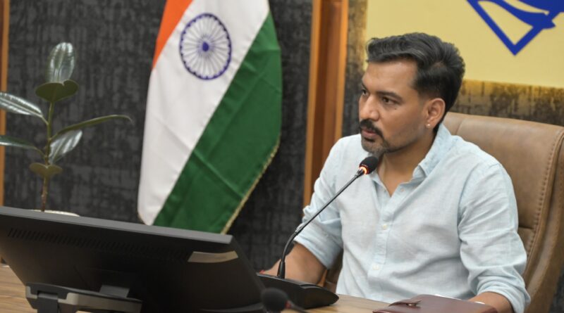 देहरादून में बुजुर्गों के लिए विशेष अभियान, पात्र लोगों को दिलाई जाएगी वृद्धावस्था पेंशन