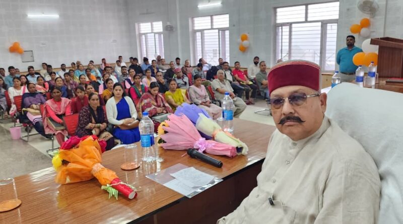 श्रमिक अपने पसीने से प्रदेश के विकास की नई इबारत लिख रहे हैं: सतपाल महाराज