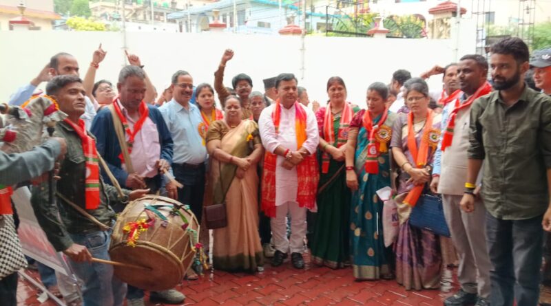 रुद्रप्रयाग में भाजपा एससी मोर्चा का धरना, कांग्रेस पर समाज को भ्रमित करने का आरोप