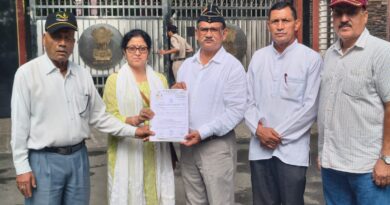 सैन्यधाम के कथित भ्रष्टाचार और मंत्री गणेश जोशी के बयान पर कांग्रेस ने राज्यपाल से मांगा समय