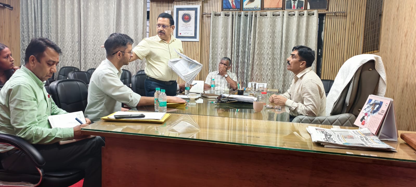 ऋषिकेश की तीन बड़ी विकास योजनाओं की समीक्षा, त्रिवेणी घाट से चंद्रभागा पुल तक कार्यों में तेजी के निर्देश