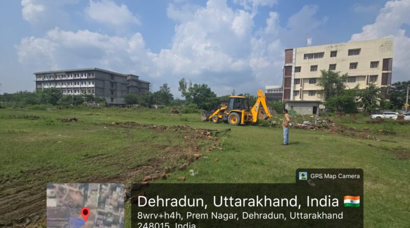 झाझरा में पांच बीघा अवैध प्लॉटिंग पर चला एमडीडीए का बुलडोजर, अनधिकृत कॉलोनी ध्वस्त