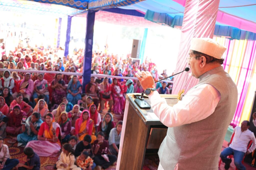 लोकगीतों पर झूमे दर्शक, सांस्कृतिक रंग में रंगा जागतोली-दशज्यूला महोत्सव; कैबिनेट मंत्री भरत चौधरी ने किया समापन