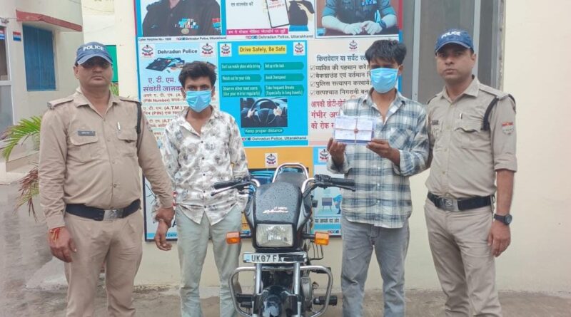 पटेलनगर में मोबाइल स्नैचिंग का 24 घंटे में खुलासा, दो आरोपी गिरफ्तार