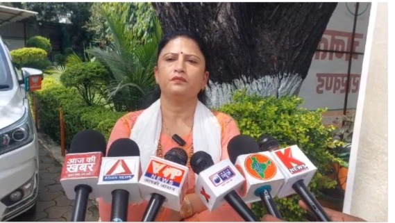 सीमांत जिलों में कैबिनेट बैठक पर कांग्रेस के सवालों का भाजपा ने दिया जवाब, हनी पाठक बोलीं : विकास की रफ्तार से बदलेगी गांवों की तस्वीर